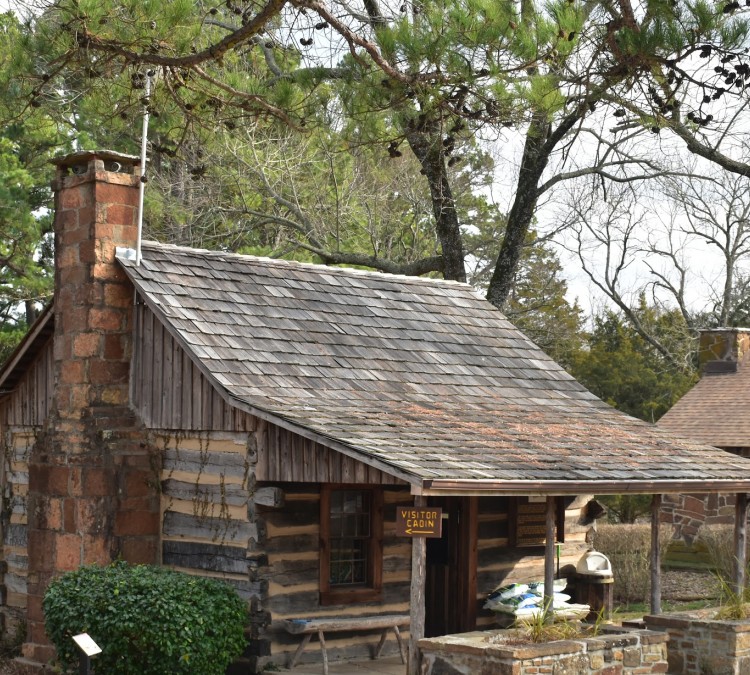 sequoyahs-cabin-museum-photo
